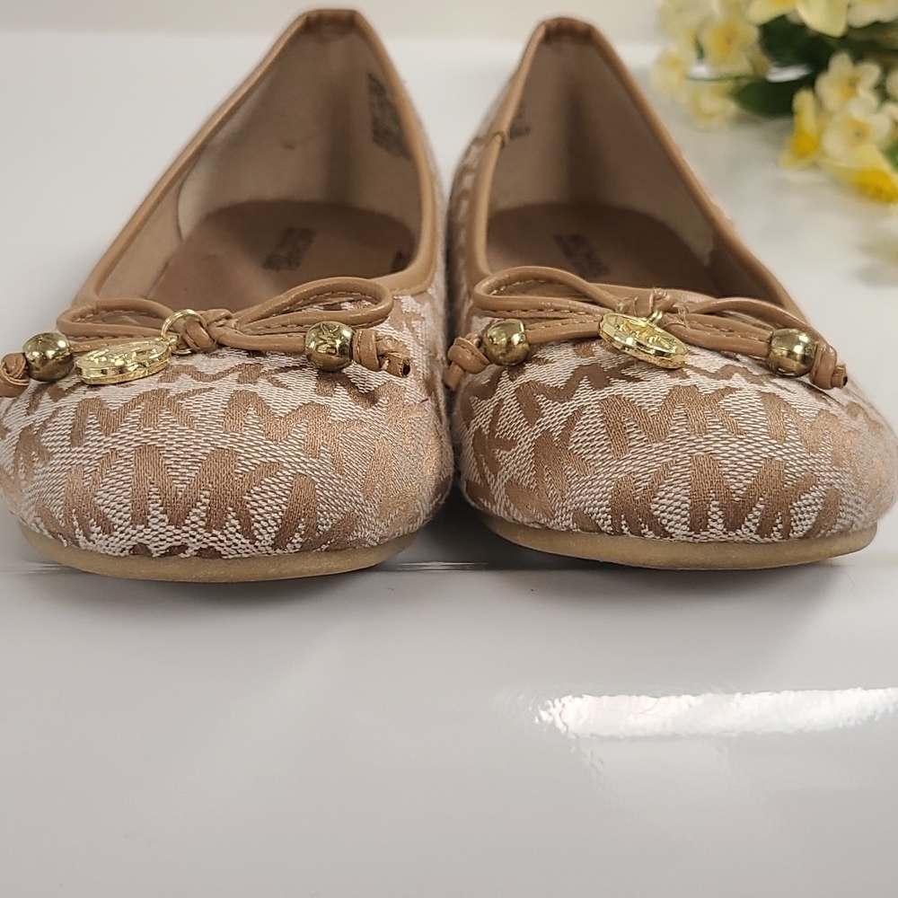 Michael Kors Flats Shoes Slip On - Ladies 3 - Picture 4 of 10